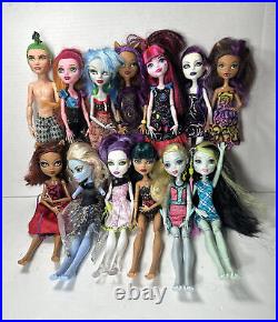 13 Monster High Dolls Lot Lagoona Frankie GiGi Spectra Clawdeen Ghoulia Cleo