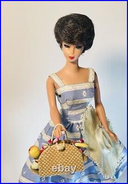 1961 BUBBLE CUT BARBIESHE IS PERFECT! In Original Mint Suburban Shopper Outfit