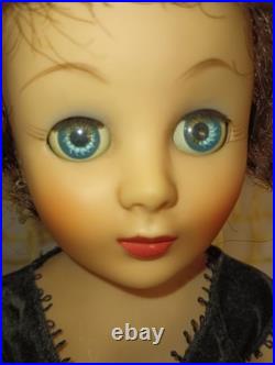 1961 Madame Alexander Jacqueline Kennedy Doll And American Character Friend