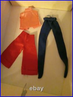 1977 Jaclyn Smith 9 Doll, With Mattel Case & LOTS Of Accessories. EUC