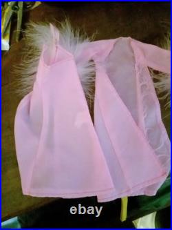 1977 Jaclyn Smith 9 Doll, With Mattel Case & LOTS Of Accessories. EUC