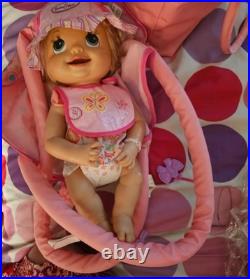2006 Hasbro Baby Alive Doll Soft Face Works With Original Clothes & Accessories