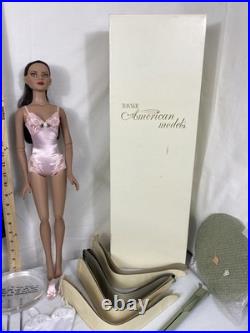 2007 Tonner 22 American Model Dolls Lot of 2 + Outfits + Accessories
