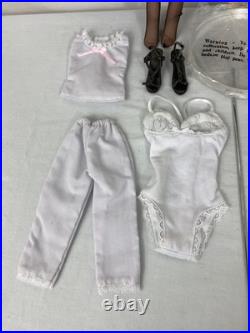 2007 Tonner 22 American Model Dolls Lot of 2 + Outfits + Accessories