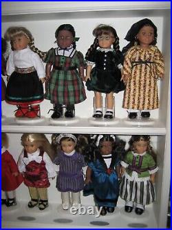 25th Anniversary Set of 12 Dolls American Girl Mini Doll Shelf Books Stands 2011