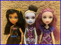 9 doll lot EXC Scarrier Reef Garden Ghouls Toralei Frankie Ari Cleo Abbey Shoes