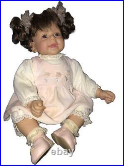 Adora Doll SUSIE 19 By Frank Yong LE 25/589 Necklace Vintage MINT