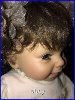 Adora Doll SUSIE 19 By Frank Yong LE 25/589 Necklace Vintage MINT