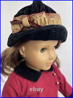 American Girl Dolls 2007 + Accessories Earrings Brush Carry Tote Hat LOOK
