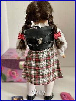 American Girl/PC Molly Tagged 1986 in Her PC 1997 School Dress with extras 10th An American Girl/PC Molly Tagged 1986 in Her PC 1997 School Dress with extras 10th An