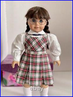 American Girl/PC Molly Tagged 1986 in Her PC 1997 School Dress with extras 10th An