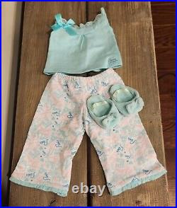 American Girl Retired Doll Grace Thomas-Brand New Condition! 8 Complete Outfits