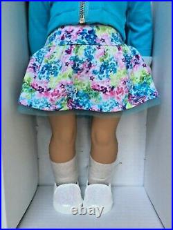 American Girl Truly Me 82 CURLY DRK-BRN Hair BRN Eyes MED Skin 18 Doll+Book NIB