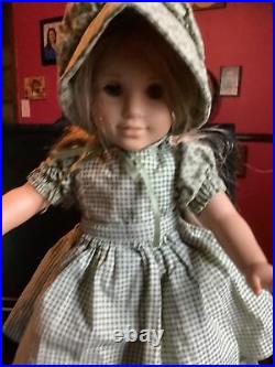 American girl doll And Clothes