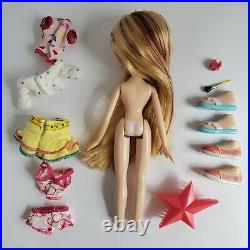 BRATZ Sweet Dreamz Siernna Doll MGA Skirt Shirt Comb Brush Sandals Shoes Pajamas