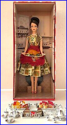 Barbie 2010 Thanksgiving Feast Holiday Hostess Collection T2160 NRFB + Extra+++
