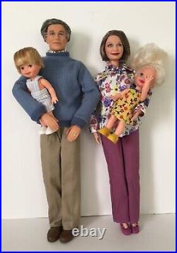 Barbie Happy Family 2003 GRANDFATHER and GRANDMOTHER Dolls with Grandkids