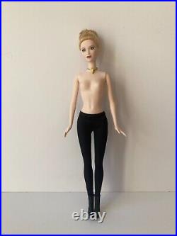 Barbie Twilight, 7 Dolls Incl Edward x2, Bella, Jacob, Alice, Jane, Victoria