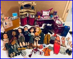 Bratz Dolls HUGE LOT Y2K MGA 1st Edition 2001 + RARE E Cafe & Stylin' Hair Salon