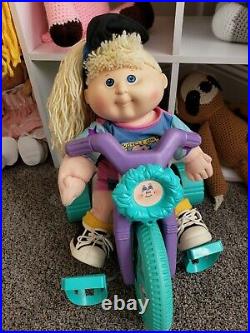 Cabbage Patch Kids Posable 1st Edition 1990 Original Outfit Vintage