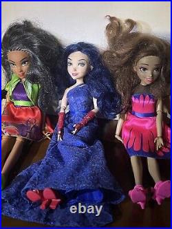 Disney descendants dolls lot