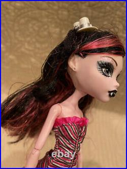 EXC Lot 2 Elastics First Wave Monster High Dawn of The Dance Draculaura Clawdeen