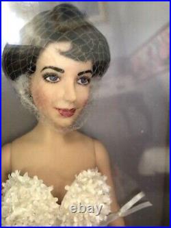 Elizabeth Taylor Franklin Mint Vinyl Portrait Doll