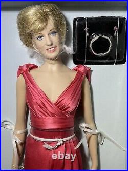 FRANKLIN MINT Diana Princess of Radiance Limited Edition Portrait Doll COA