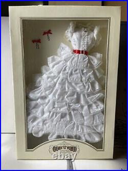FRANKLIN MINT SCARLET O'HARA DOLL GONE WITH THE WIND + 2 Outfits