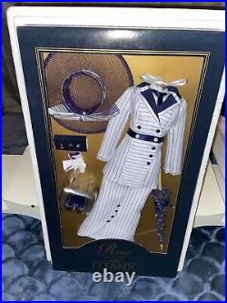 FRANKLIN MINT TITANIC ROSE VINYL DOLL Boarding GOWN ENSEMBLE Shipper New\uD83E\uDD29