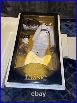 FRANKLIN MINT TITANIC ROSE VINYL DOLL Boarding GOWN ENSEMBLE Shipper New\uD83E\uDD29