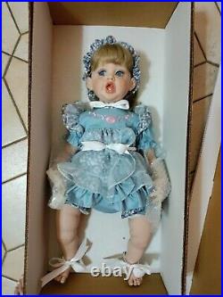 Fayzah Spanos 26 Vinyl Doll. Oopsey Poopsey L. E. Of Only 500. Mint/Box