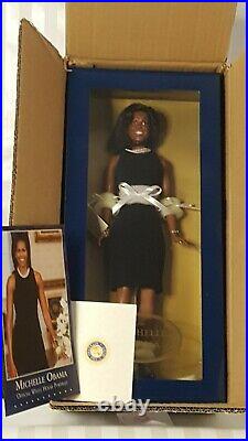 First Lady Michelle Obama 16 vinyl doll Franklin Mint new box very hard to find