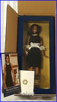 First Lady Michelle Obama 16 vinyl doll Franklin Mint new box very hard to find