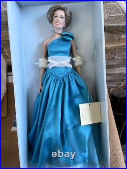 Franklin Mint 16Vinyl PRINCESS DIANA DOLL in Aquamarine Gown & Accessories NRFB