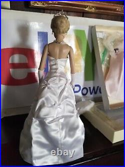 Franklin Mint (16) Vinyl Doll Princess Grace Wedding Ensemble & Outfit Set
