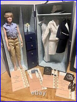 Franklin Mint 16 Vinyl Princess Diana Doll, Trunk, Outfits, Form & accessories