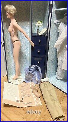 Franklin Mint 16 Vinyl Princess Diana Doll, Trunk, Outfits, Form & accessories