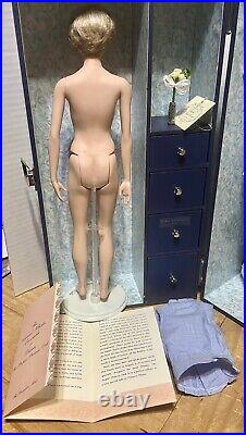 Franklin Mint 16 Vinyl Princess Diana Doll, Trunk, Outfits, Form & accessories