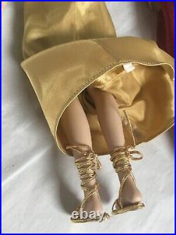 Franklin Mint 16 Vinyl Roman Empress JULIA Doll in Roman Gown ENSEMBLE