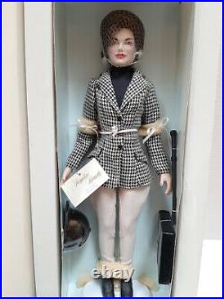 Franklin Mint 1999 Jacqueline Kennedy Equestrian 15 vinyl doll Rare, NRFB