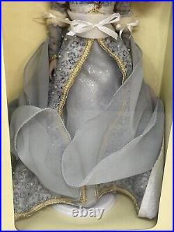 Franklin Mint CINDERELLA Jewel of the Renaissance 16 vinyl dressed in Gown DOLL