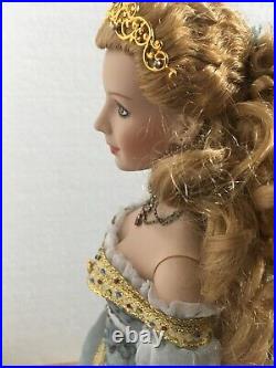 Franklin Mint CINDERELLA Jewel of the Renaissance 16 vinyl dressed in Gown DOLL