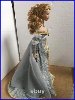 Franklin Mint CINDERELLA Jewel of the Renaissance 16 vinyl dressed in Gown DOLL