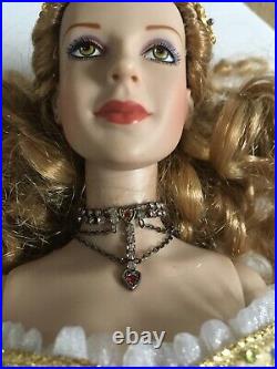 Franklin Mint CINDERELLA Jewel of the Renaissance 16 vinyl dressed in Gown DOLL