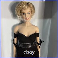 Franklin Mint Diana, Princess of Glamour Limited Edition Portrait Doll The Crown