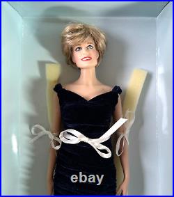 Franklin Mint Diana The Peoples Princess Doll Midnight Blue Velvet Ball Gown NIB Franklin Mint Diana The Peoples Princess Doll Midnight Blue Velvet Ball Gown NIB