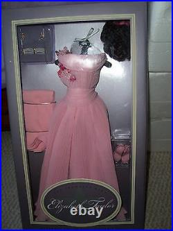 Franklin Mint Elizabeth Taylor 16 Vinyl Doll PINK GOWN & WIG Pc. Ensemble NRFB