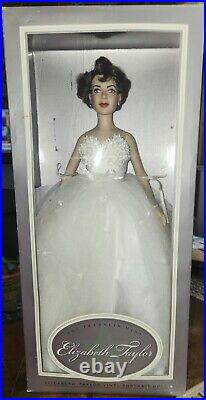Franklin Mint Elizabeth Taylor Vinyl Portrait Doll In The White Tulle Gown