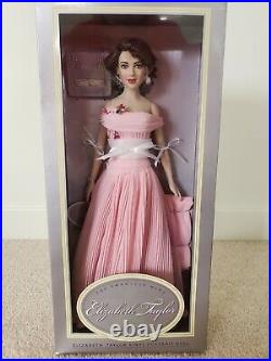 Franklin Mint Elizabeth Taylor Vinyl Portrait Doll. New in Box